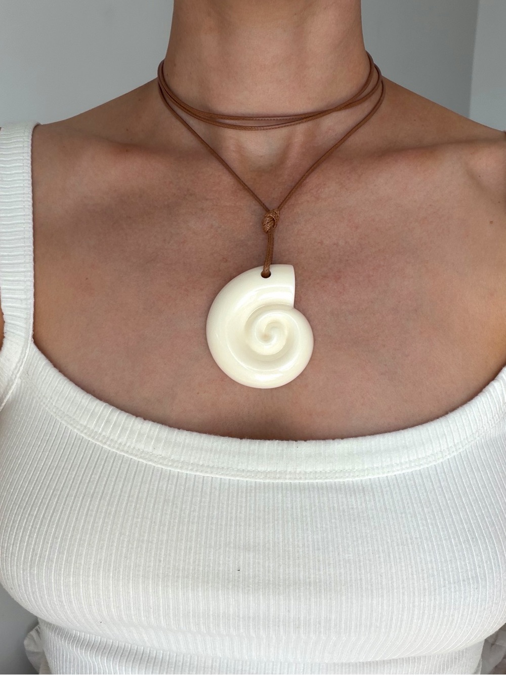 Susmies white moon shell medallion necklace